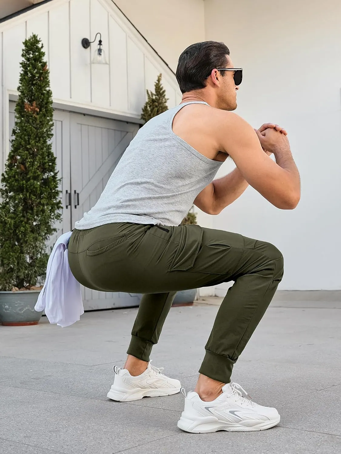Comdecevis Men's Cargo Jogger Pants Stretch Sweatpants Slim Fit Tactical Pants with Zipper Pockets Casual Trousers