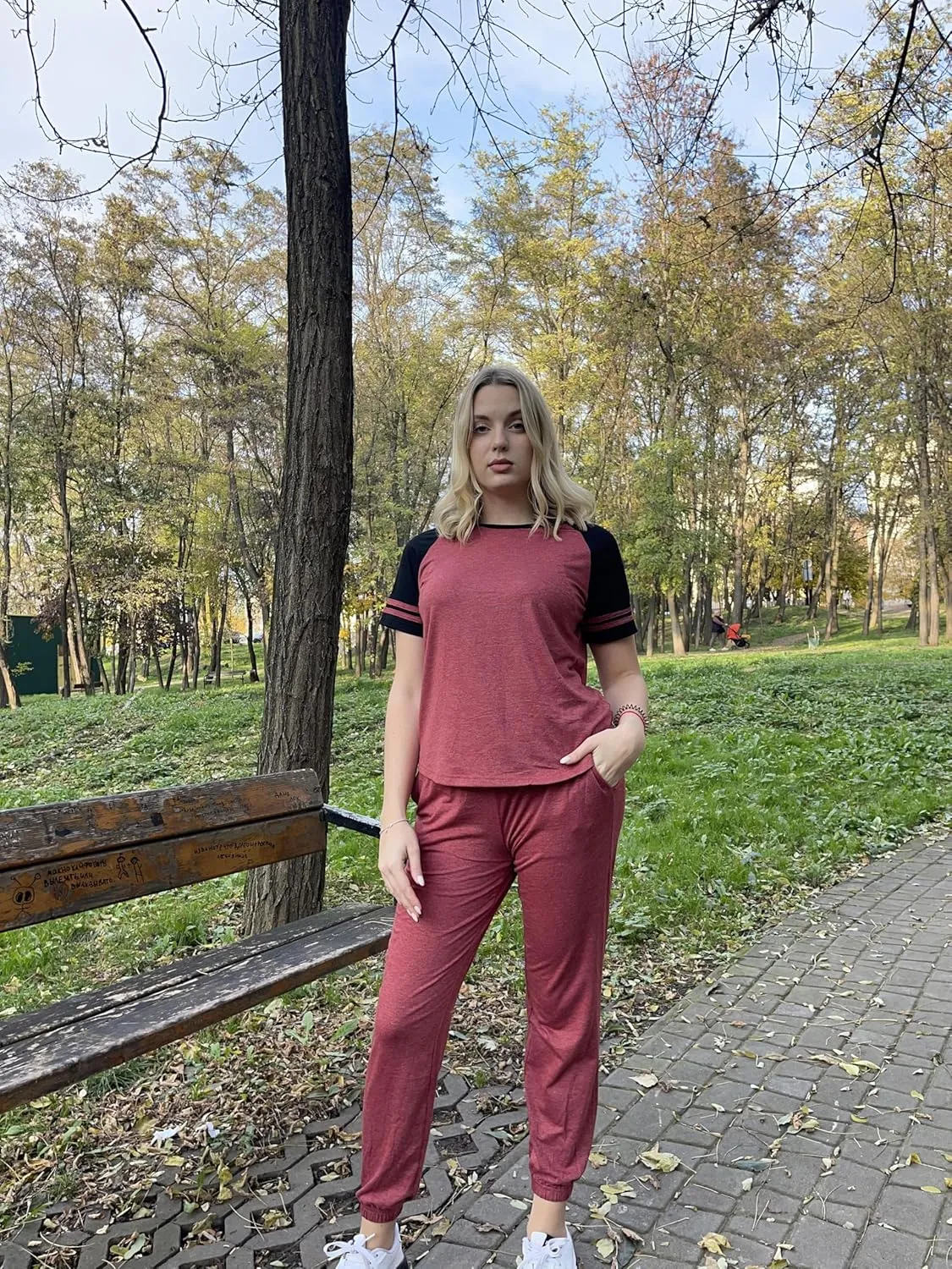 Ekouaer Lounge Sets for Women Two Piece Pajama Set Short Sleeve Crewneck Jogger Outfits and Sweatpants Tracksuit with Pockets