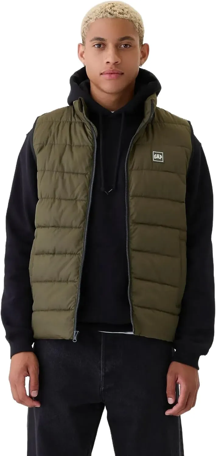 GAP Men's Logo Lightweight Puffer Vest