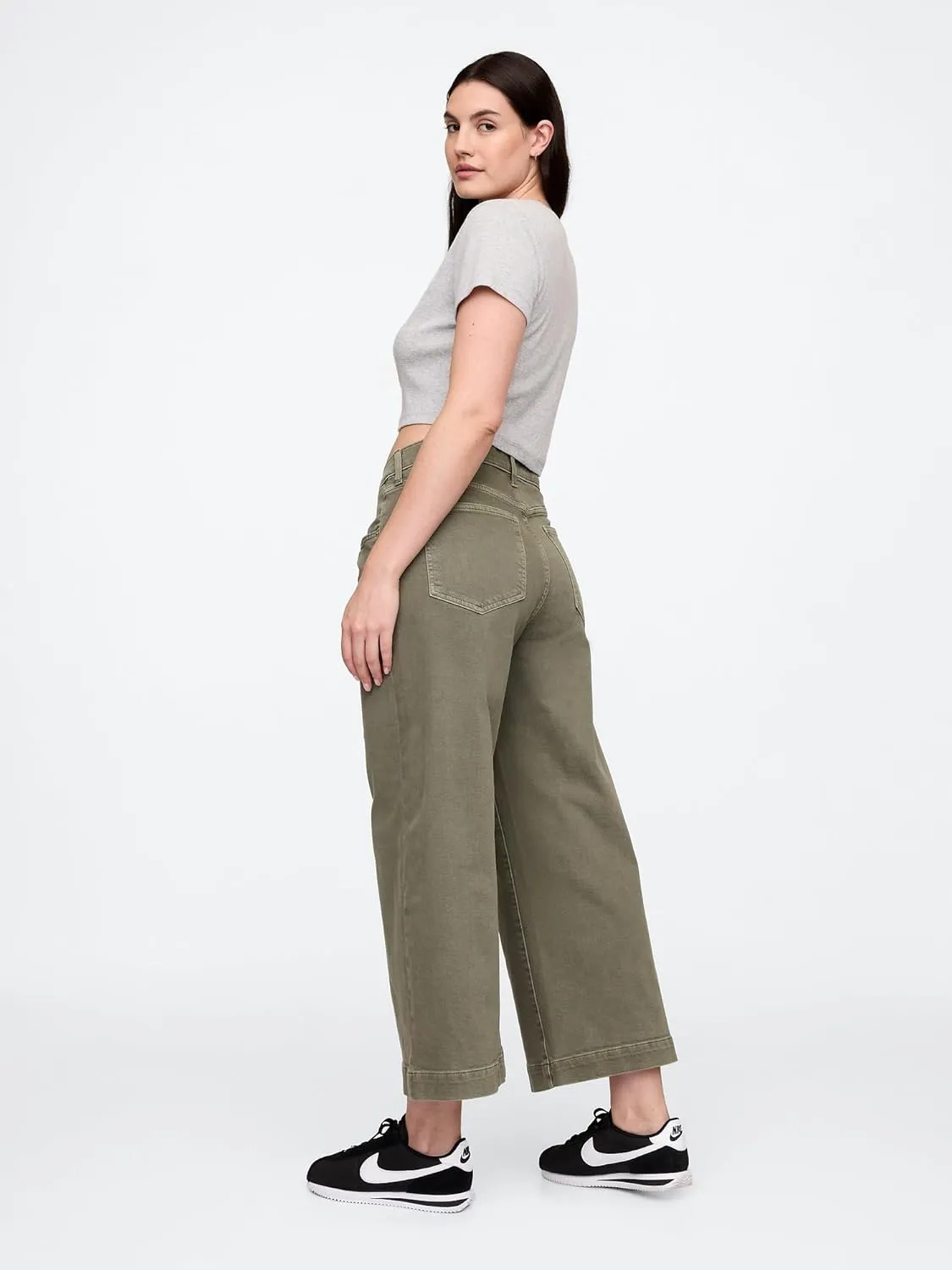 GAP Women's Wide Leg Cropped Jeans