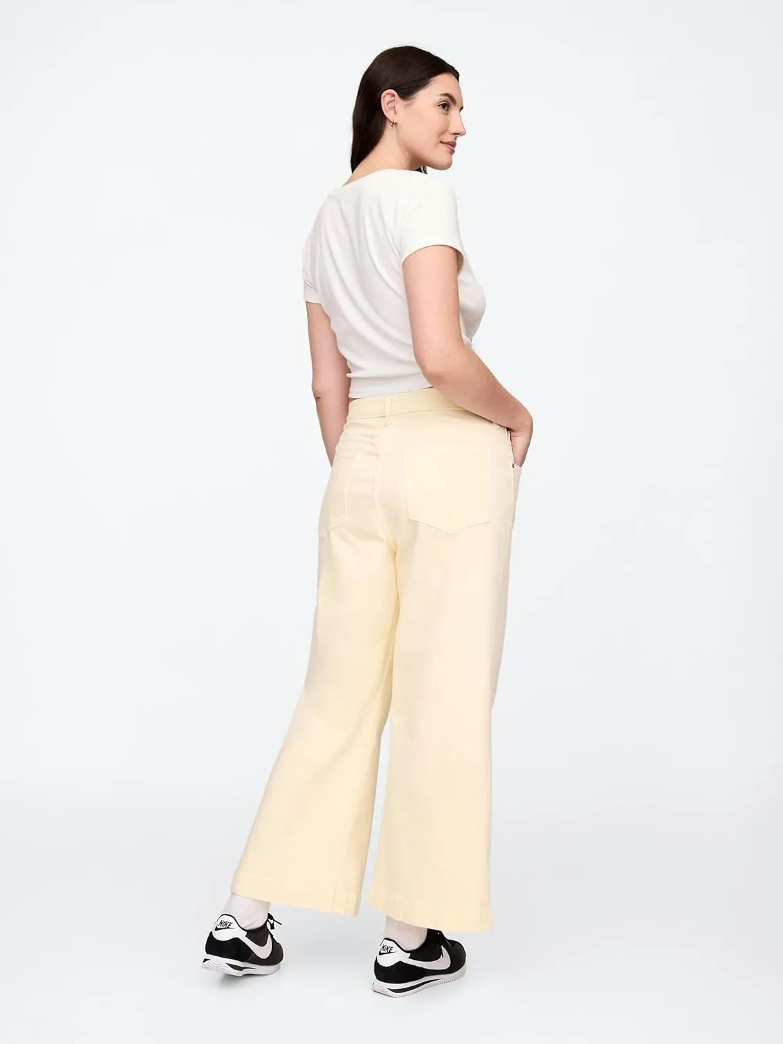GAP Women's Wide Leg Cropped Jeans