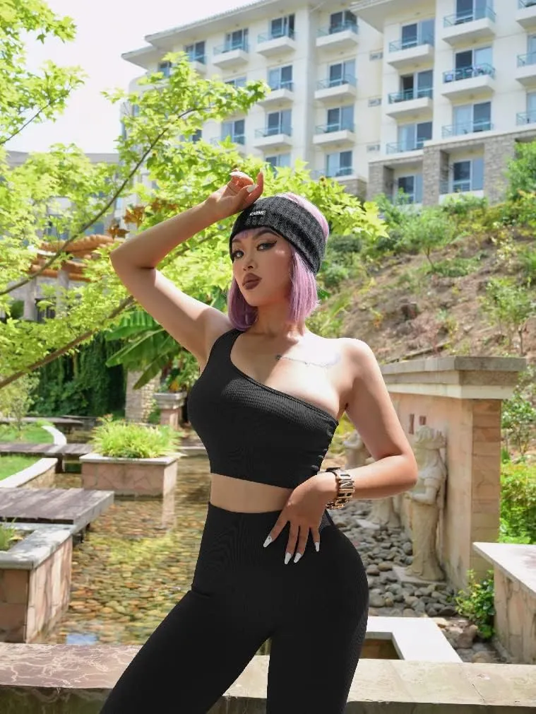 OQQ Women's 4 Piece Outfits Ribbed Exercise Scoop Neck Sports Bra One Shoulder Tops High Waist Shorts Leggings Active Set