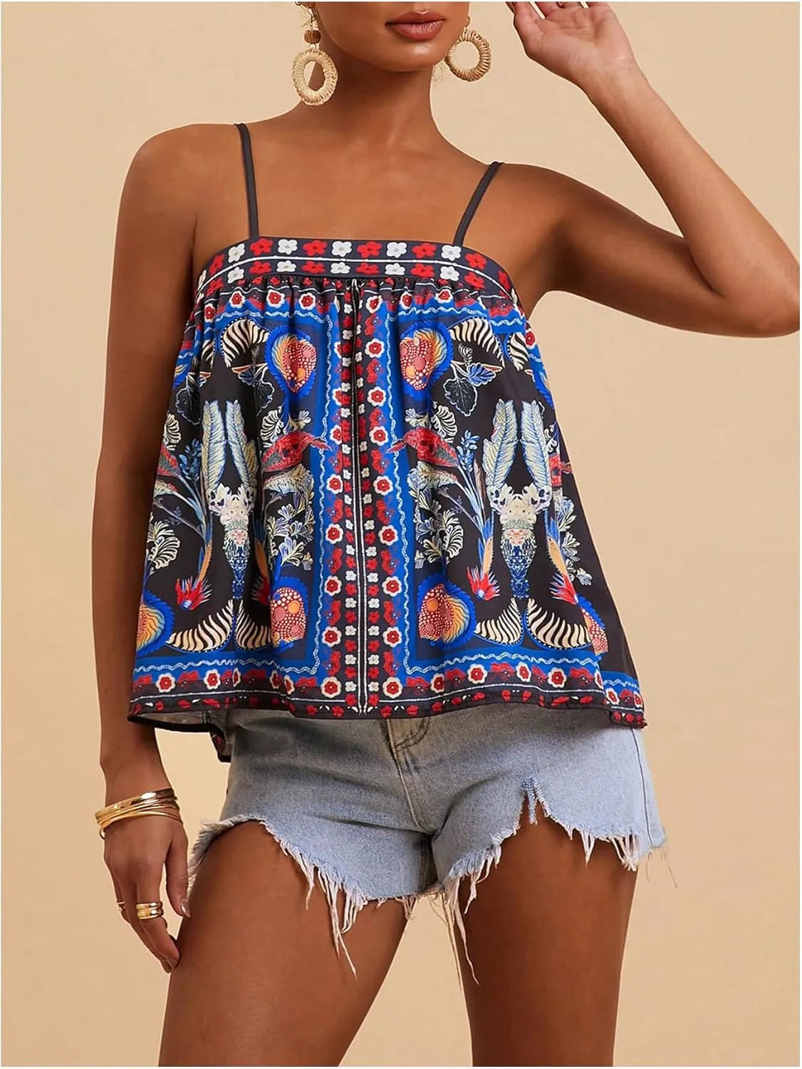 WDIRARA Women's Floral Tropical Graphic Camisole Top Square Neck Sleeveless Summer Vacation Cami Tops