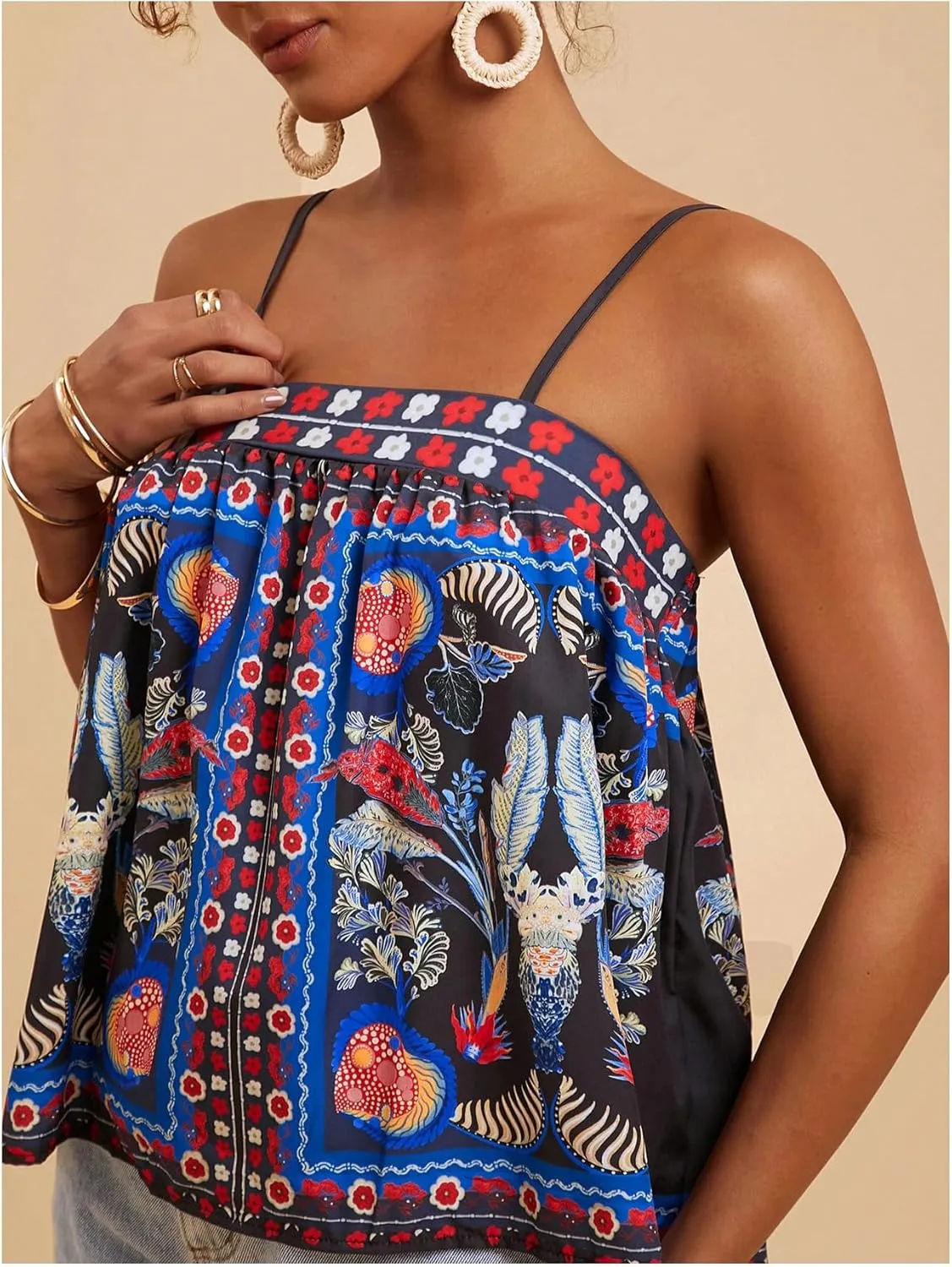 WDIRARA Women's Floral Tropical Graphic Camisole Top Square Neck Sleeveless Summer Vacation Cami Tops