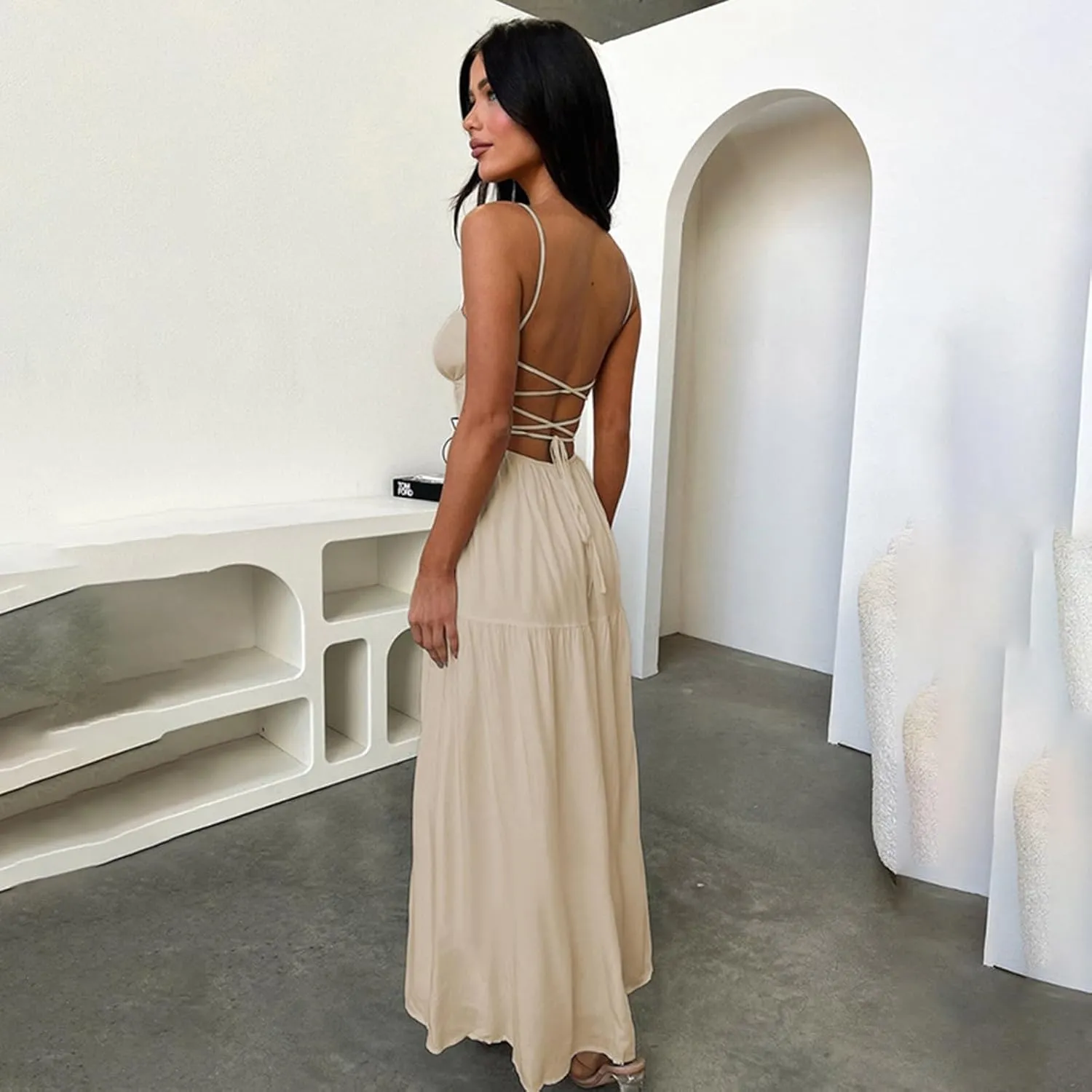 Women's Spaghetti Strap Maxi Dress Summer Sleeveless Dress Casual Boho Backless Flowy Criss Cross Split Cami Dresses